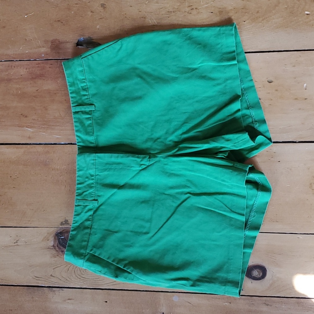 Michael Kors Green shorts 8